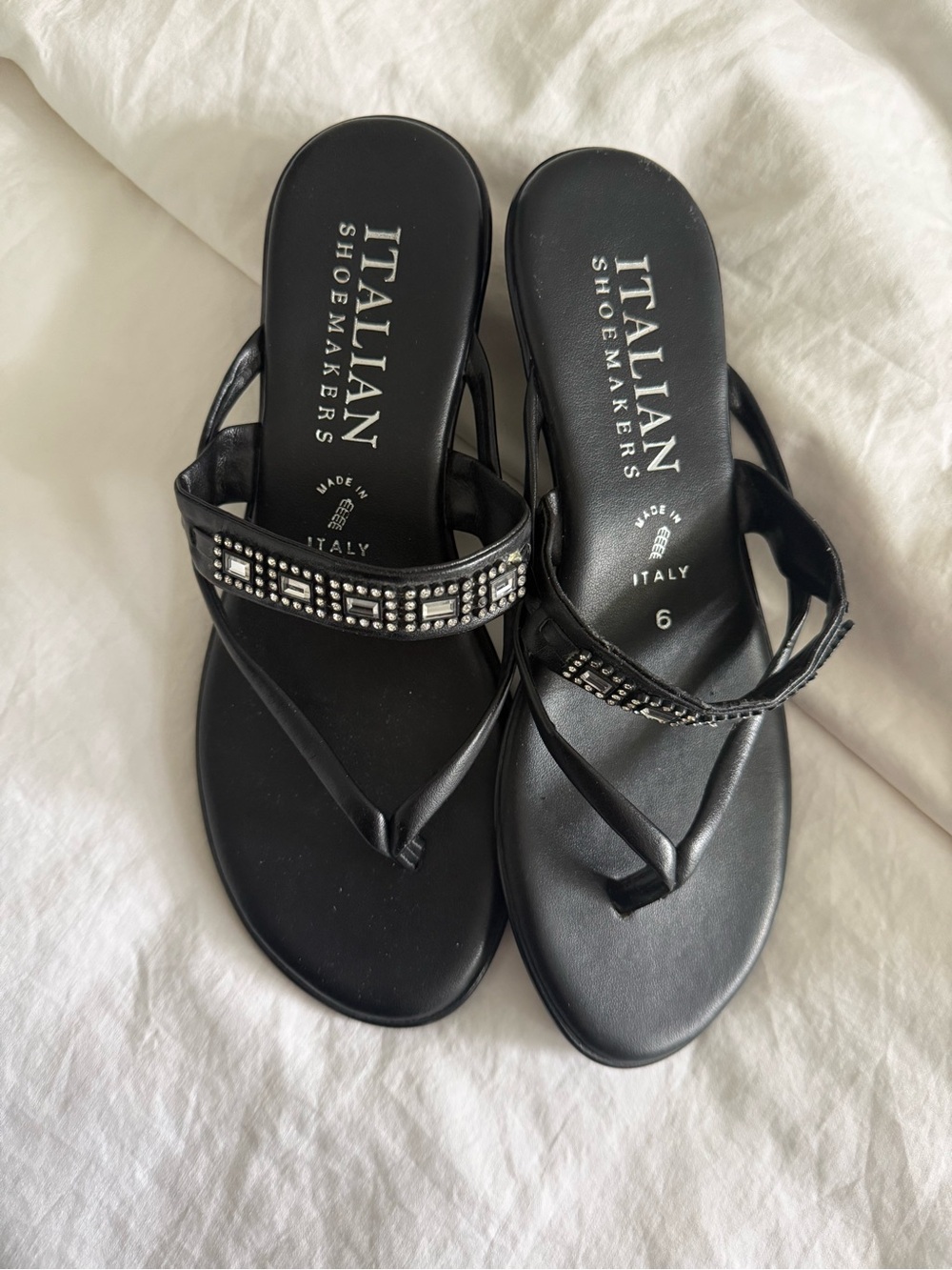 Italian Shoemakers Black Beaded Toe-Post Slingback Sandals